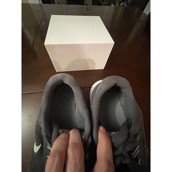 Nike Synthetic Running Shoes Rubber Mesh Gray Women's 885420-004 Size 7W - Picture 9 of 11